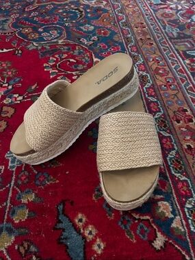 Soda Natural Beige Woven Platform Slides